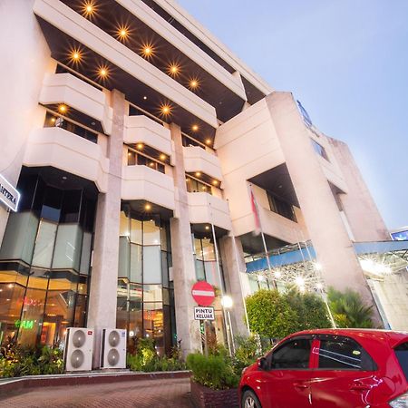 Adika Hotel Bahtera Klandasan Kecil Екстериор снимка