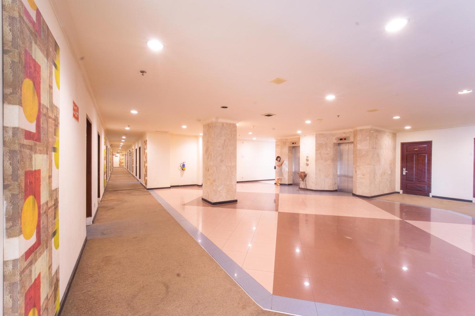 Adika Hotel Bahtera Klandasan Kecil Екстериор снимка